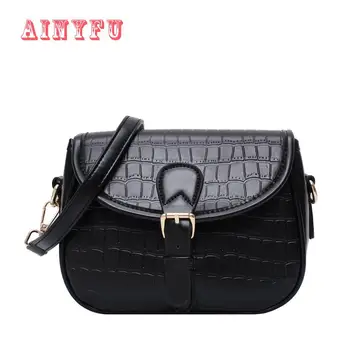 

Women Messenger Bag Belt Lock Design Female Handbag Small Shoulder Crossbody Bags For Women Patent Leather Saddle Tote Bag B869