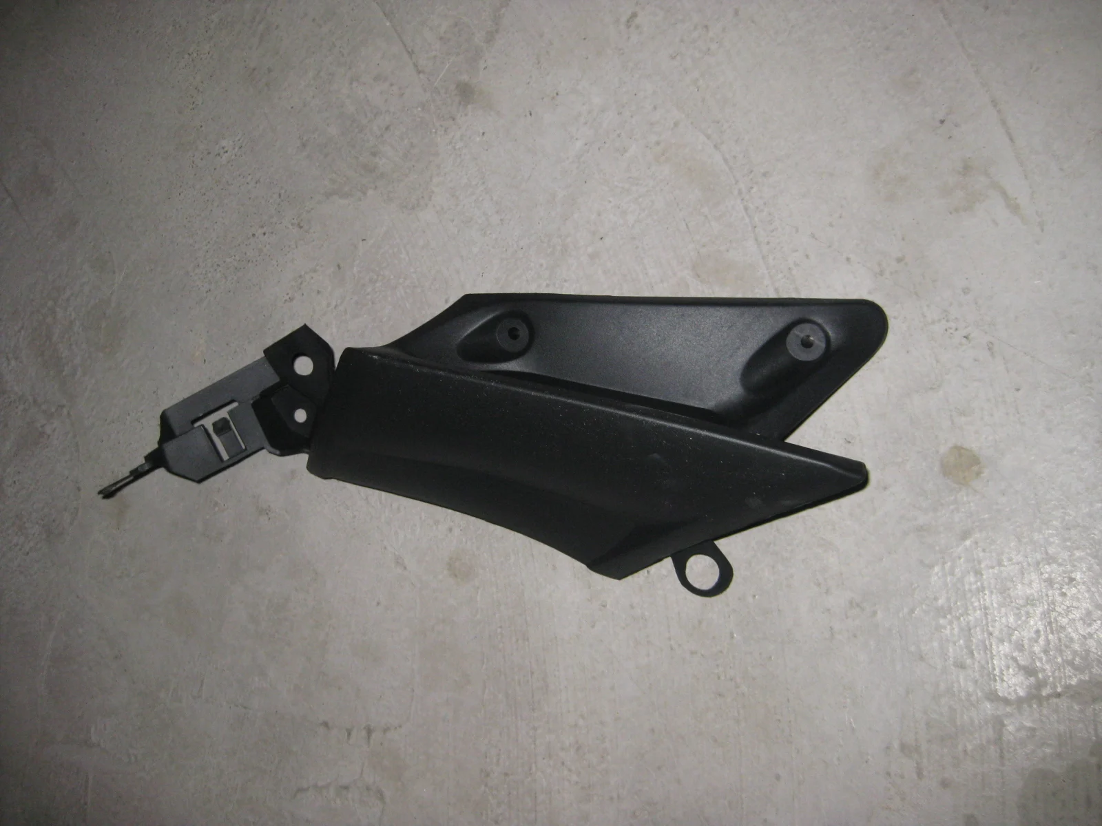 

Боковая панель обтекателя мотоцикла подходит для YAMAHA YZF600 R6 2003 2004 2005