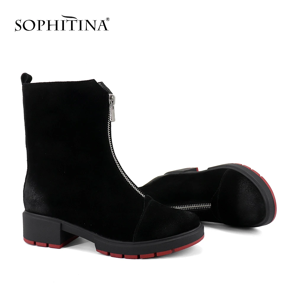 SOPHITINA/Ботильоны женские сезона осень-зима 2019г. Новинки. Ботинки женские с модным вырезом из натурального спилка на ворсине. Теплая обувь для женщин с передними молниями на толстой противоскользящей подошве. SC259