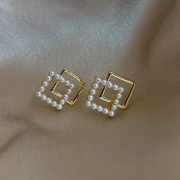

2020 New Arrival Trendy Simple Geometric Simulated-pearl Stud Earrings For Women Fashion Square Metal Party Pendiente