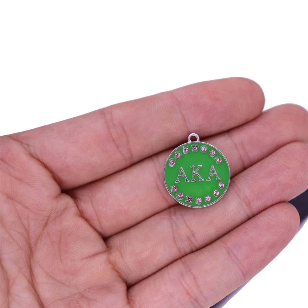 Пользовательский дизайн металла Альфа ка АФА сестринства браслет ожерелье делая зеленую эмаль розовая кристальная буква Выгравированная AKA Шарм