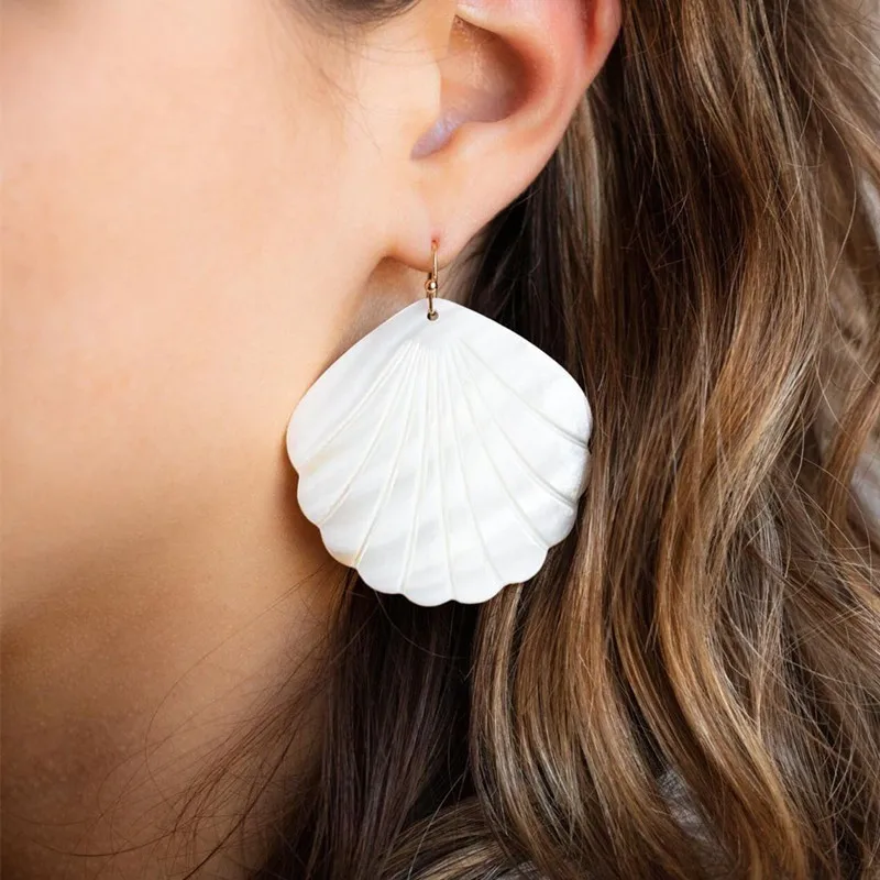 

wing yuk tak Bohemian Natural Shell Earings For Women Statement Drop Earring Pendants New Fashion Jewelry Christmas Gift