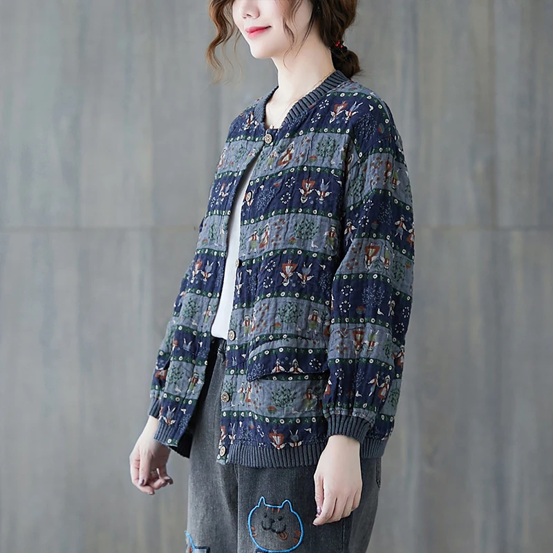 

Женское короткое пальто с винтажным принтом, на весну и осень