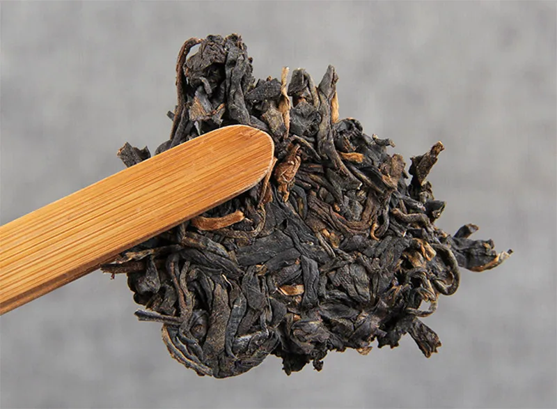 Puwen 2006 сырой Pu'er торт Yunnan Qizi Bing Cha весенний наконечник в возрасте Pu'er Sheng Pu-erh 400 г