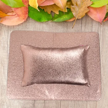 

2pcs PU Leather Nail Hand Rest Pad and Cushion Foldable Soft Hand Arm Rest Pillow Holding Mat Manicure Accessories for Nail Salo