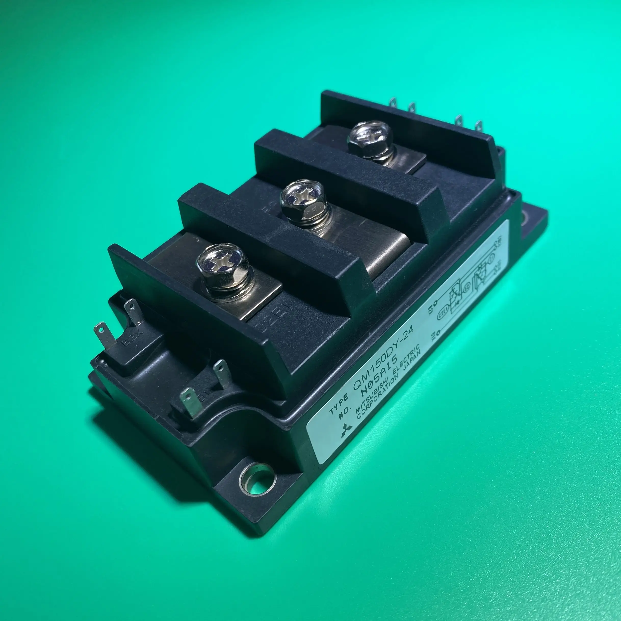 

QM150DY-24 Module 150A 1200V CM 150DY-24 IGBT HIGH POWER SWITCHING USE INSULATED TYPE IC QM150DY24 QM150 DY-24 QM150D Y-24