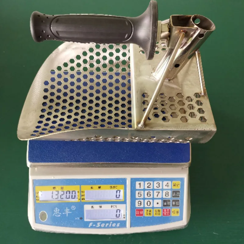

Metal Detector Sand Scoop 7mm Hole Fast Sifting Metal Stainless Beach Sand Scoop for Metal Detecting Gold Treasure Detector Tool