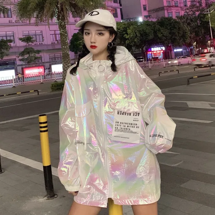 Harajuku Женская красочная Повседневная куртка летняя Блестящая Глянцевая куртка с капюшоном Солнцезащитная верхняя одежда серебристо-белый розовый верхняя одежда плюс размер Femme
