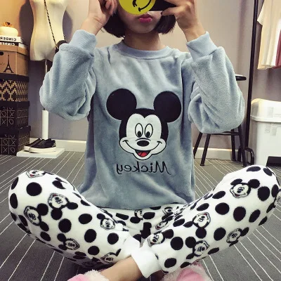 Женская домашняя одежда Disney бархатная Пижама с Микки Маусом ночная рубашка