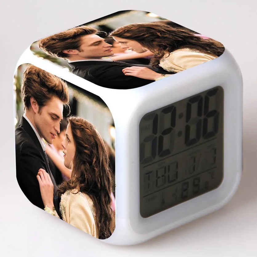 3 Сумерки мультяшный будильник детские игрушки Led reloj будильник, цифровой Электронные часы с будильником Пробуждение свет стол reveil wekker - Цвет: 3