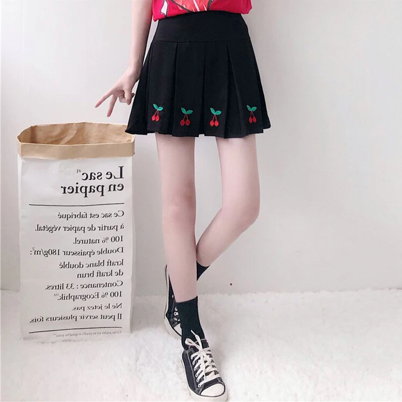 Вишневая Вышивка Милая женская летняя повседневная плиссированная мини-юбка с завышенной талией Короткая юбка свежий черный и белый консервативный стиль