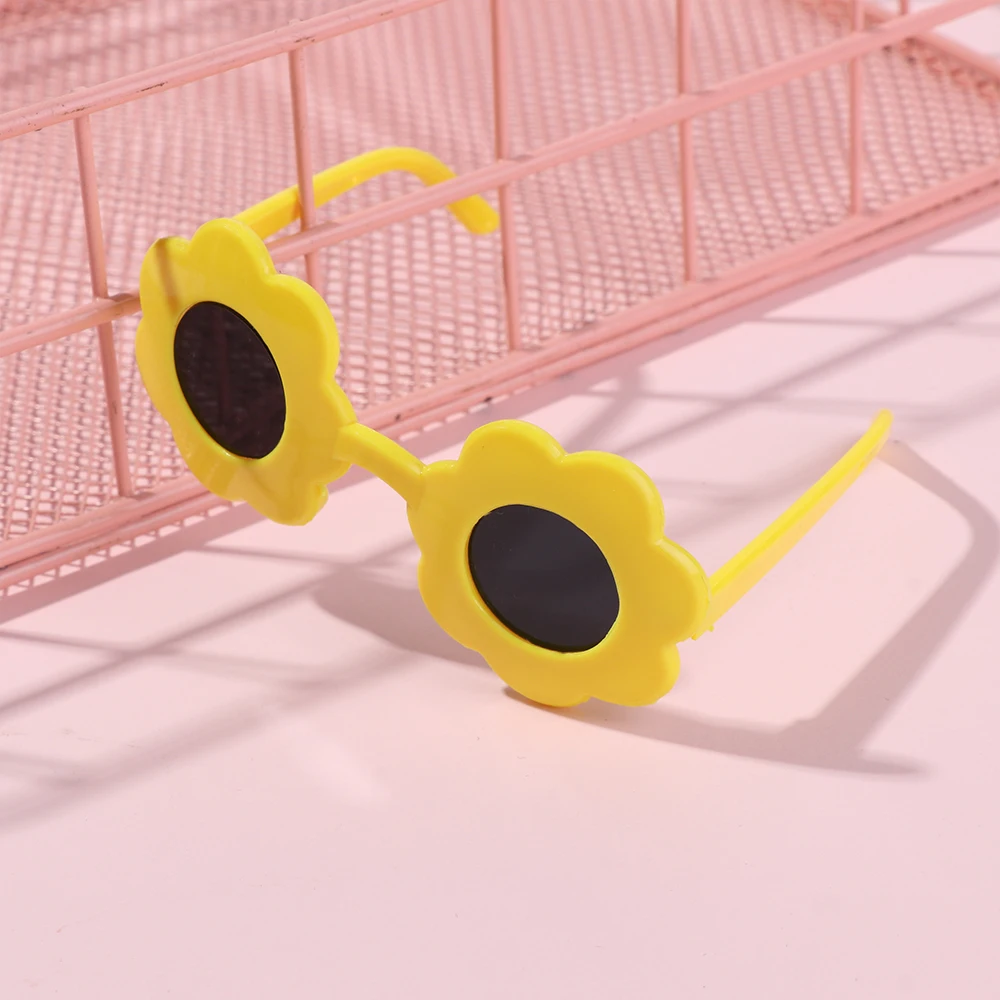 Plastic Sunflower Sunglasses for 60cm Dolls