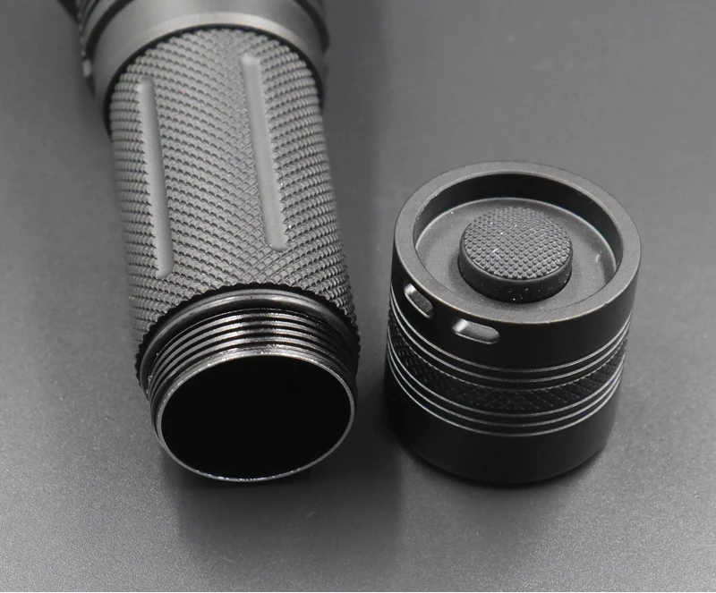XD47 flashlight (9)