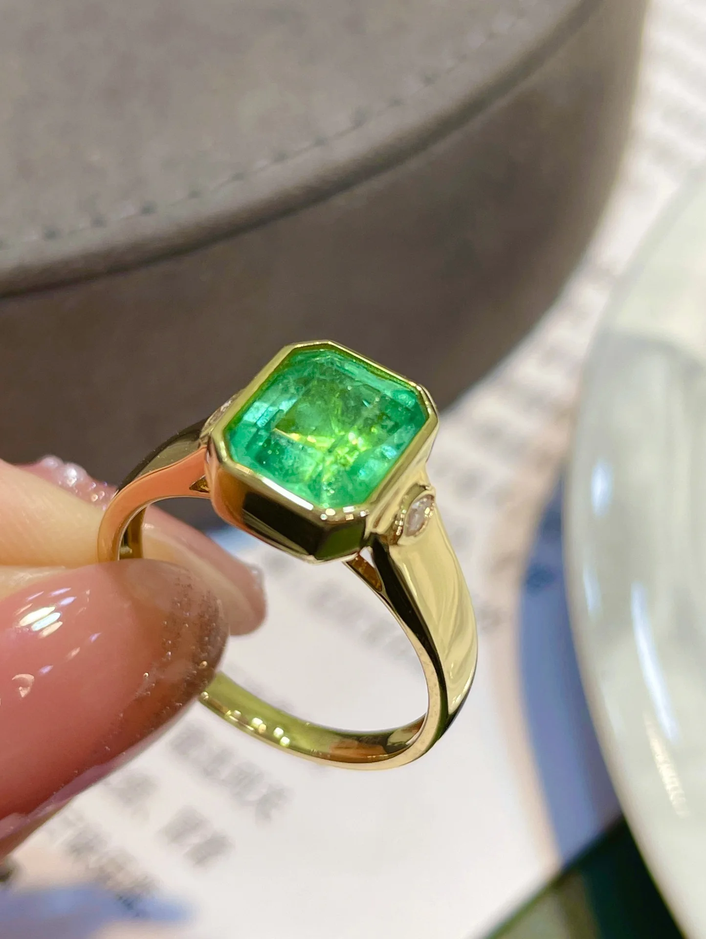 Emerald Rings: Genuine Emerald Rings