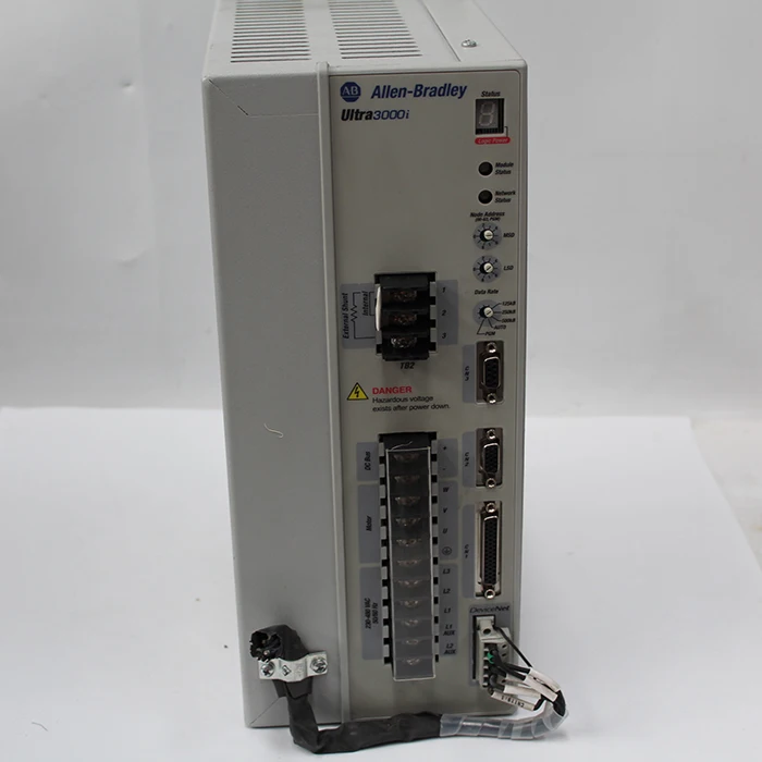 Драйвер сервопривода переменного тока Allen Bradley Ultra3000i 2098-DSD-HV050X-DN