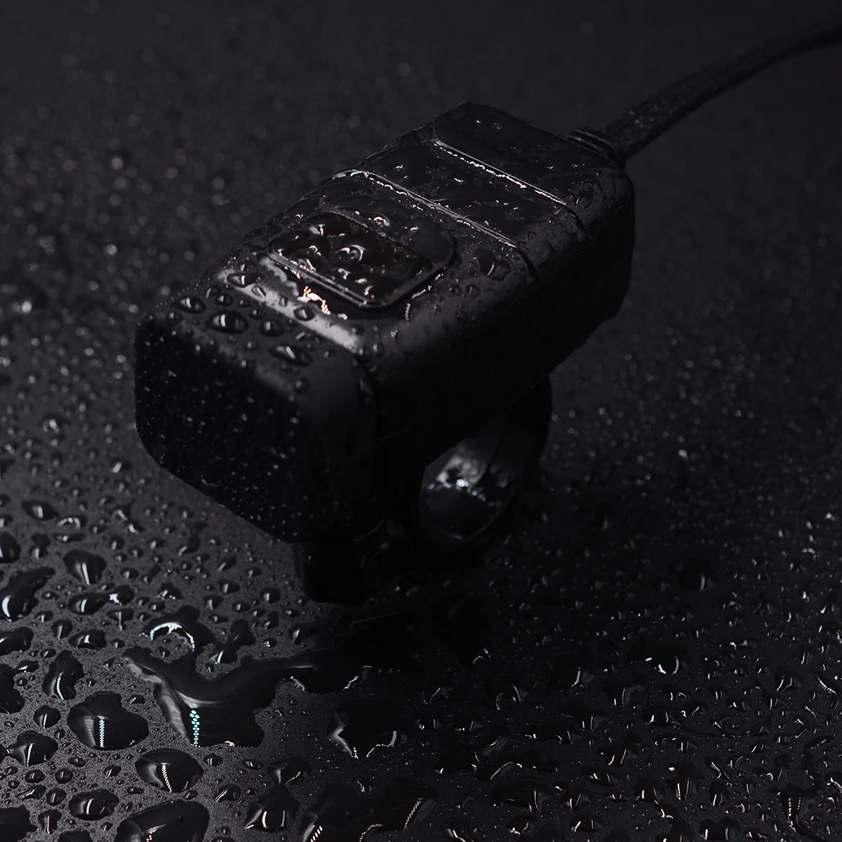 12 В мотоциклетное двойное USB зарядное устройство водонепроницаемый QC3.0 быстрое зарядное устройство с вольтметром водонепроницаемый и пыленепроницаемый пластиковый чехол
