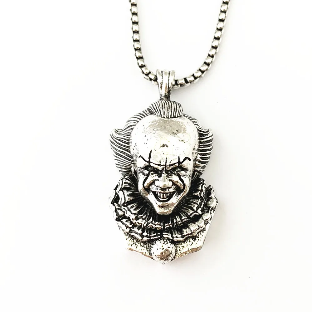 

FANTASY UNIVERSE Sam Doll Trick or Treat Freddy Krueger Stephen Kings IT Penny Wise Horror necklace HRKFFA02