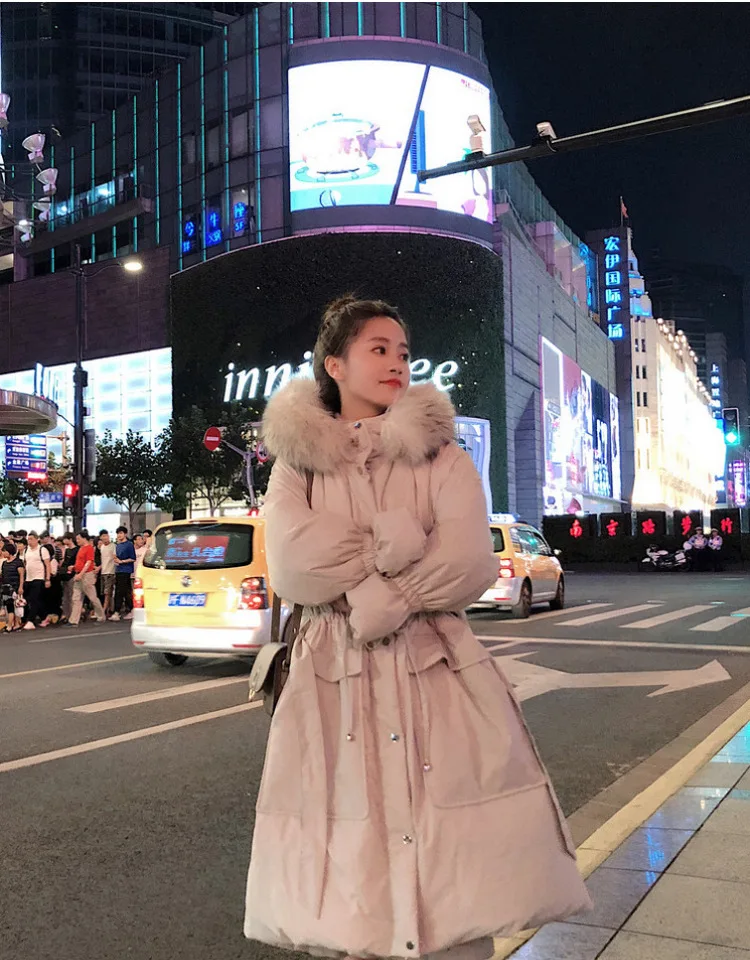 Photo Shoot Main Push CHIC Off-white Elegant Bell Sleeve Waist Hugging Lace-up down Coat Ol Hooded Large Fur Collar Cotton-padde