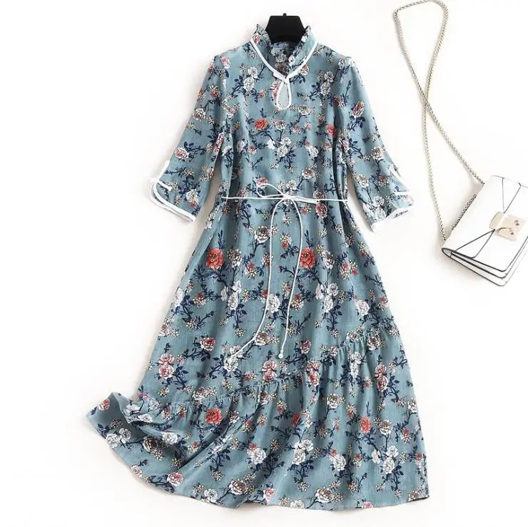 

New European and American women's dresses for spring 2020 Stand collar with five-point sleeve Floral print Fashion silk dress