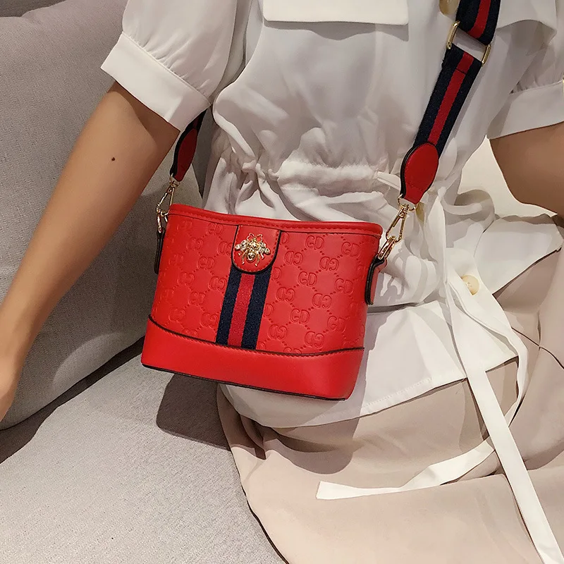 

New Arrival Western Style Bag Women's Ins2019 Autumn And Winter Webbing Shoulder Bag Lettered Embossed Contrast Color Hide Subst