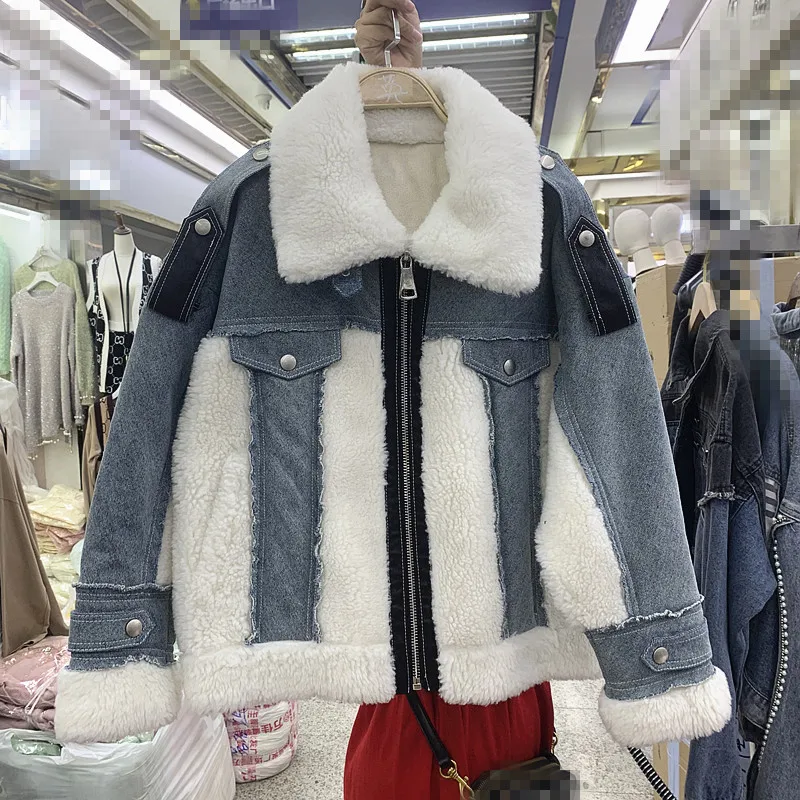 

Winter Coat Ladies 2009 New Sheep Fur Lady Short Jacket Lamb Wool Coat Womens Jeans Spliced Faux-fur Overcoat Warm Jackets Mujer