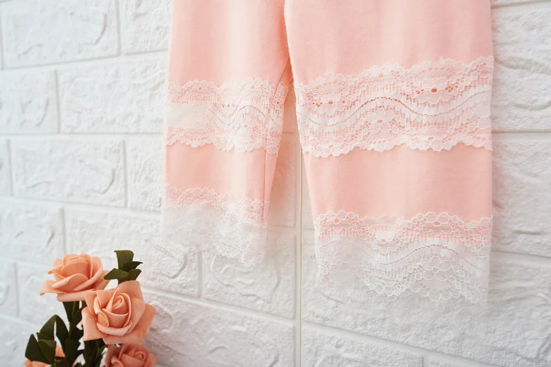 Леггинсы для девочек в Корейском стиле; Милые универсальные летние капри из чистого хлопка с кружевом