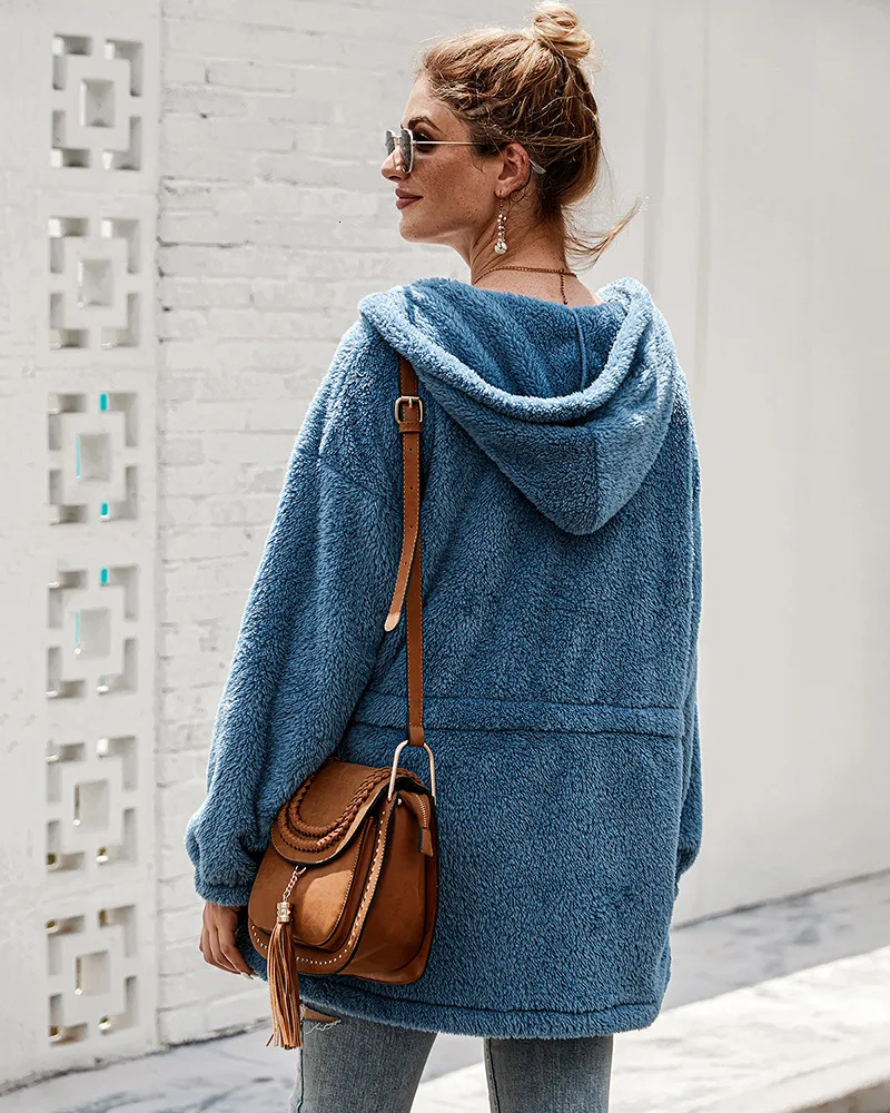 Новинка года; дизайнерская женская одежда; сезон осень-зима; новое пальто с длинными рукавами; меховые толстовки с капюшоном; Толстовка
