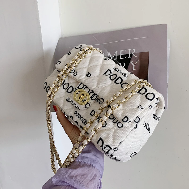 

Popular Chain Ladies Small Bag 2020 New Trendy Fashion One Shoulder Messenger Bag Simple and Practical Small Square Bag Fur Bag