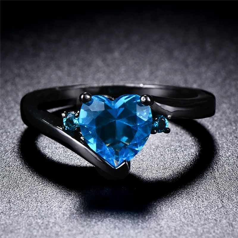 

Woman Rings Korean Fashion Gothic Accessories Love Aquamarine Zircon Black Gold Heart-Shaped Ring Gold Jewelry Engagement Ring