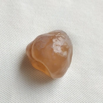 

Natural beautiful stone Ornamental raw stone raw agate Silk Road Collectibles unique collection