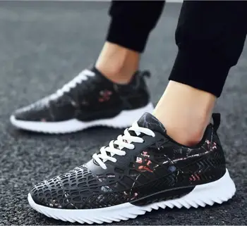 

Men's shoes 2019 new Korean version of wild casual men's shoes Camouflage mesh couples sports shoes