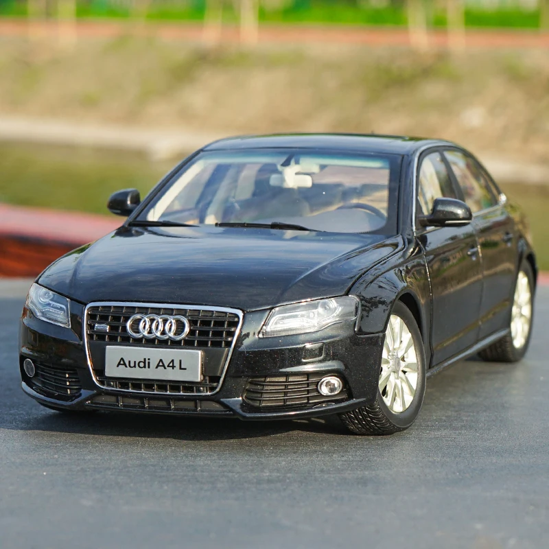 1/18 2010 A4L AUDI литой металлический автомобиль из сплава игрушка Черная для детей