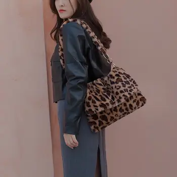 

New Women Winter Faux Fur Shoulder Bag Handbag Lady Leopard Print Handbag Female Party Small Girls Tote Bag Christmas Gifts