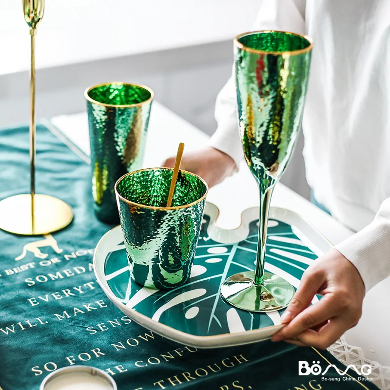 

Retro Emerald Glass Luxury Nordic Phnom Penh Electroplated ins Red Wine Glass Large Capacity Drink Gold Champagne Cup goblet