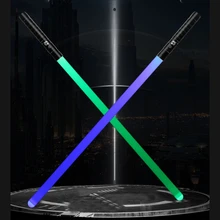 Paire de sabres Laser en métal Rechargeable, épée à couleur changeante, jouet émettant du son, accessoires de Performance pour adultes