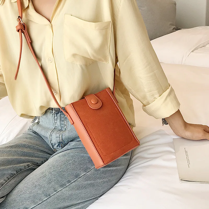 

2019 Korean version of ins summer new leisure simple oblique span small bag small fresh solid color single shoulder one