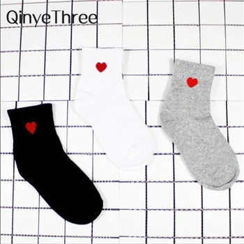 

Halajuku Red Heart Cute College Wind Simple Basic Fresh Female Socks