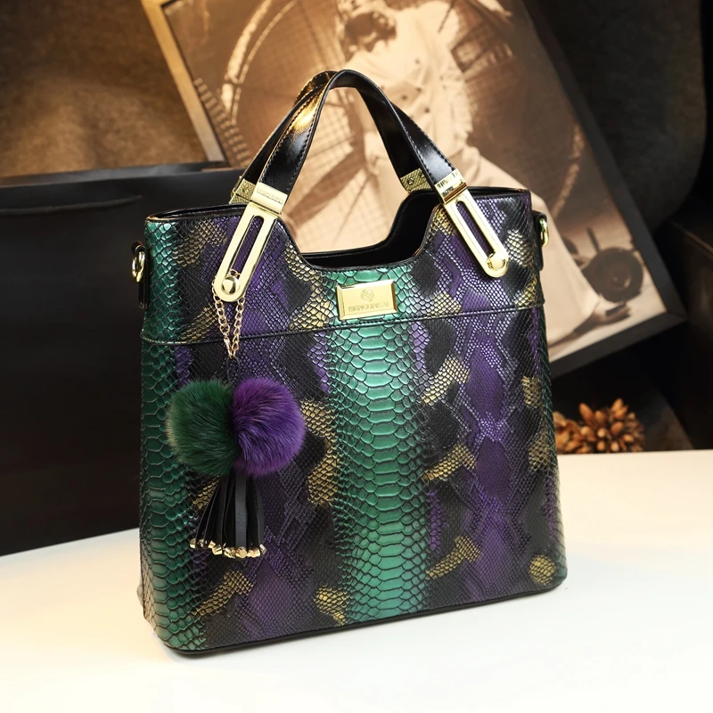 Serpentine Tote