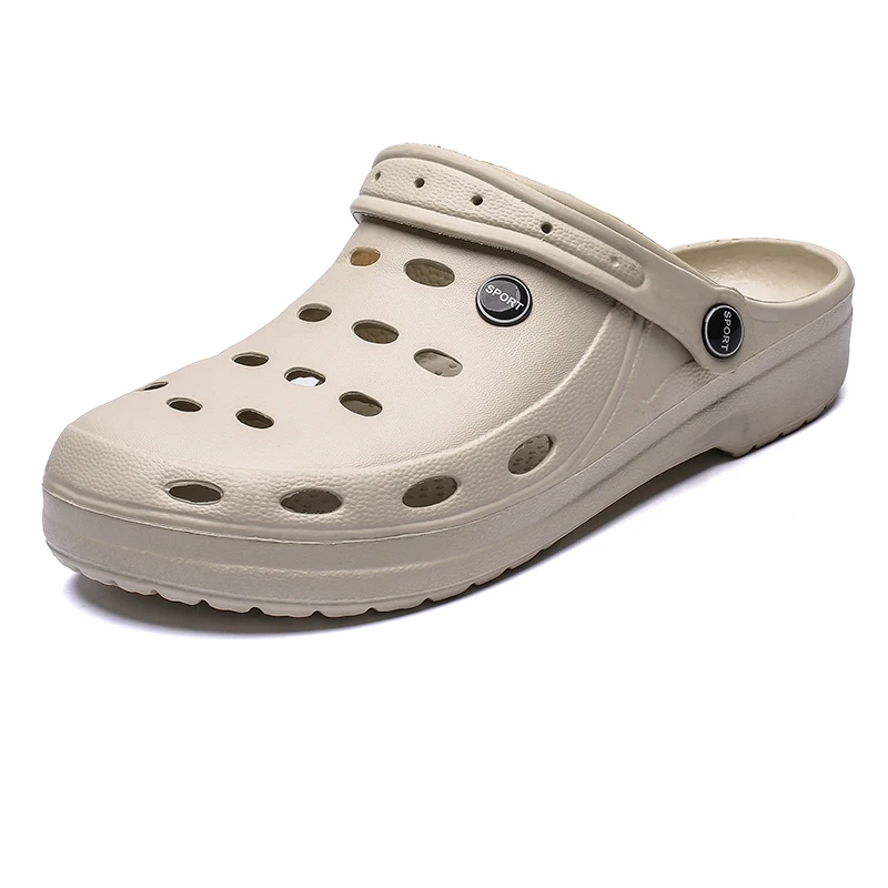 2020 hombres novedad de verano vasijas sandalias ligero de gran tamaño zuecos zapatos al aire libre zapatos de Crocse zapatos de playa 49 yardas gris