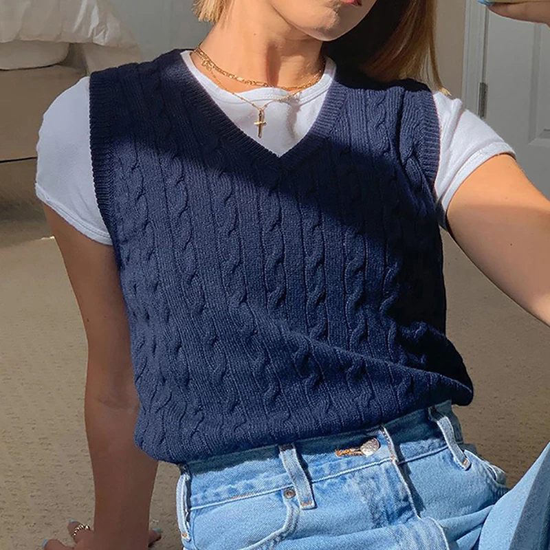sleeveless knitwear vest