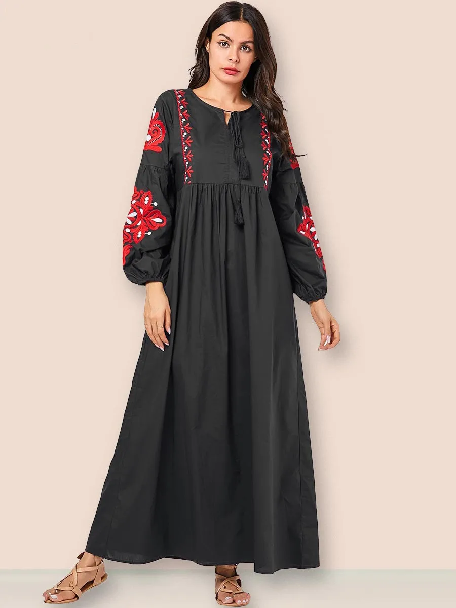 Женское мусульманское джинсовое платье с вышивкой Abaya голубое круглым вырезом и