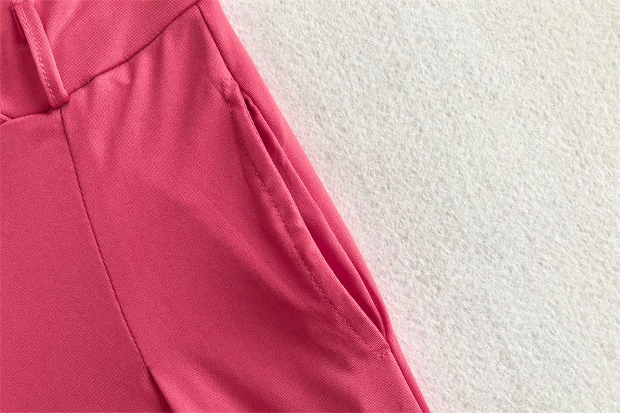 12398618189_237947431