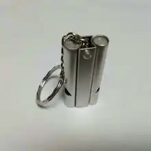 На открытом воздухе выживание спасательные небольшой свисток высокочастотный двухотсековая спасательный свисток открытой местности спасательные Металлический Свисток