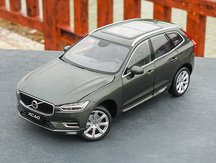 Оригинальная Заводская 1:18, новинка XC60, спортивная версия, белый сплав, металл, классические модели игрушек для подарка, коллекция