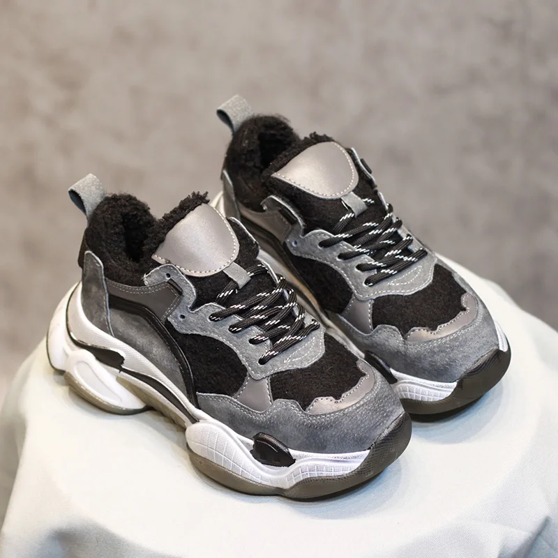 

Halozeroo Women's shoes new 2019 winter shoes leather Plush sports shoes running casual shoes cotton shoes clunky sneaker