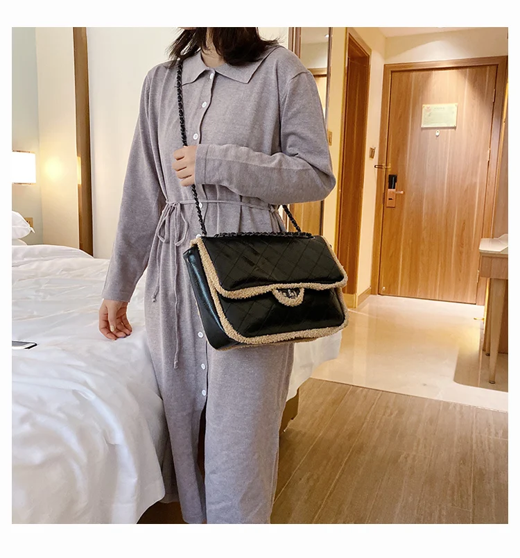 [BXX] Fur Designer Large Capacity Crossbody Bags For Women Winter Messenger Shoulder Bag Lady Chain Lock Handbags HJ812