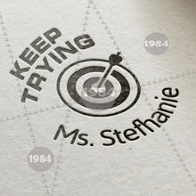 1984-продолжайте пробовать печать учителя на заказ штамп с именем персонализированные испанский Голландский Английский