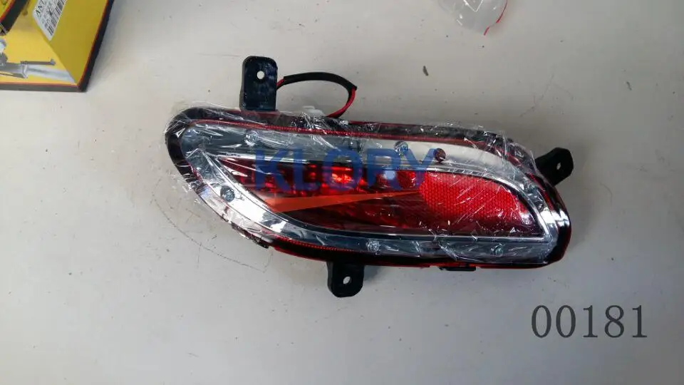 Right rear Противотуманный светильник в сборе для Great Wall HAVAL M4 OEM: 4116100XG47XA 4116200XG47XA 4116300XS56XA 4116400XS56XA - Цвет: Right rear