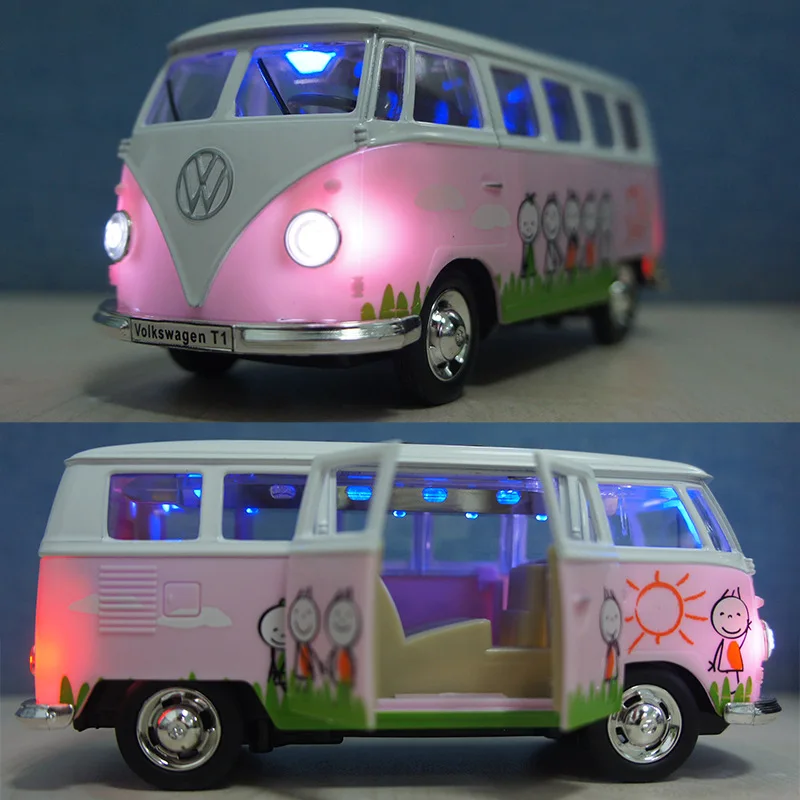 

1:32 Bus T1 Cartoon Sound light Alloy pull-back vehicle Model Diecast Model Car For Boy Toy Collection Friend Children Gift