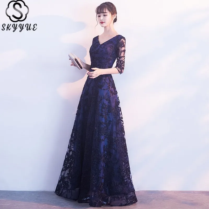 

Skyyue Evening Dress V-Neck Half Sleeve Evening Dresses for Women A-Line Plus Size Appliques Lace Robe De Soiree MX023